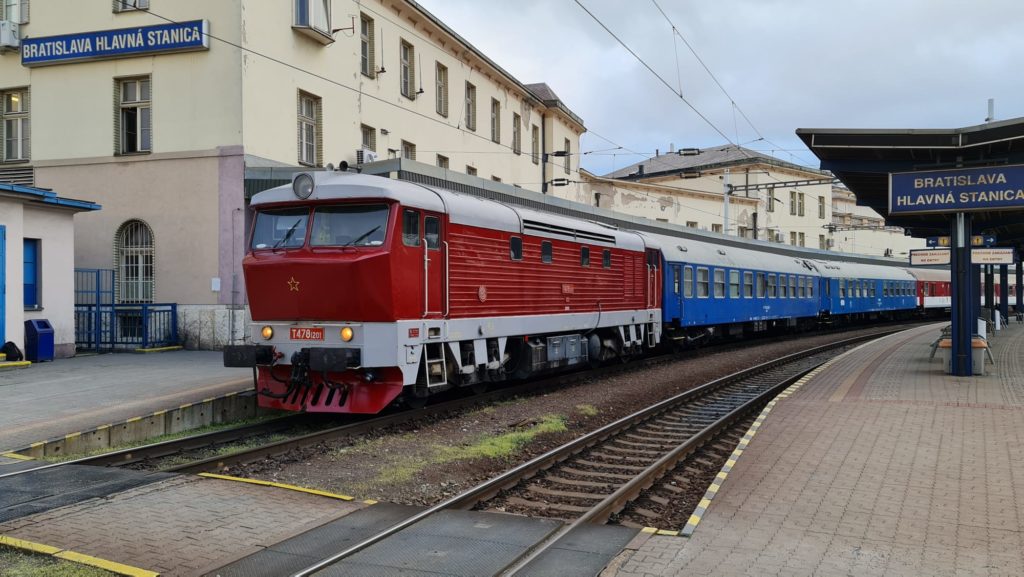 Mimoriadny vlak do Čadce ALBATROS klub